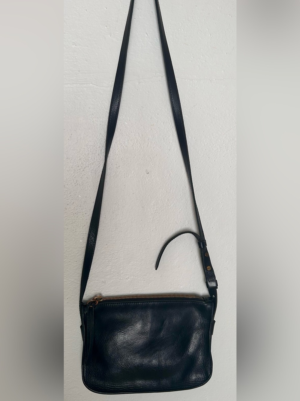 Madewell Crossbody Black Leather Purse Quiet Luxury Travel Classic Old Money